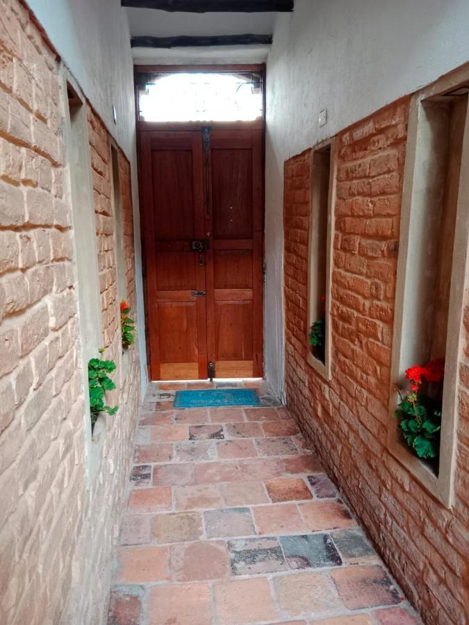 Casa De Lourdes - La Candelaria Богота Экстерьер фото