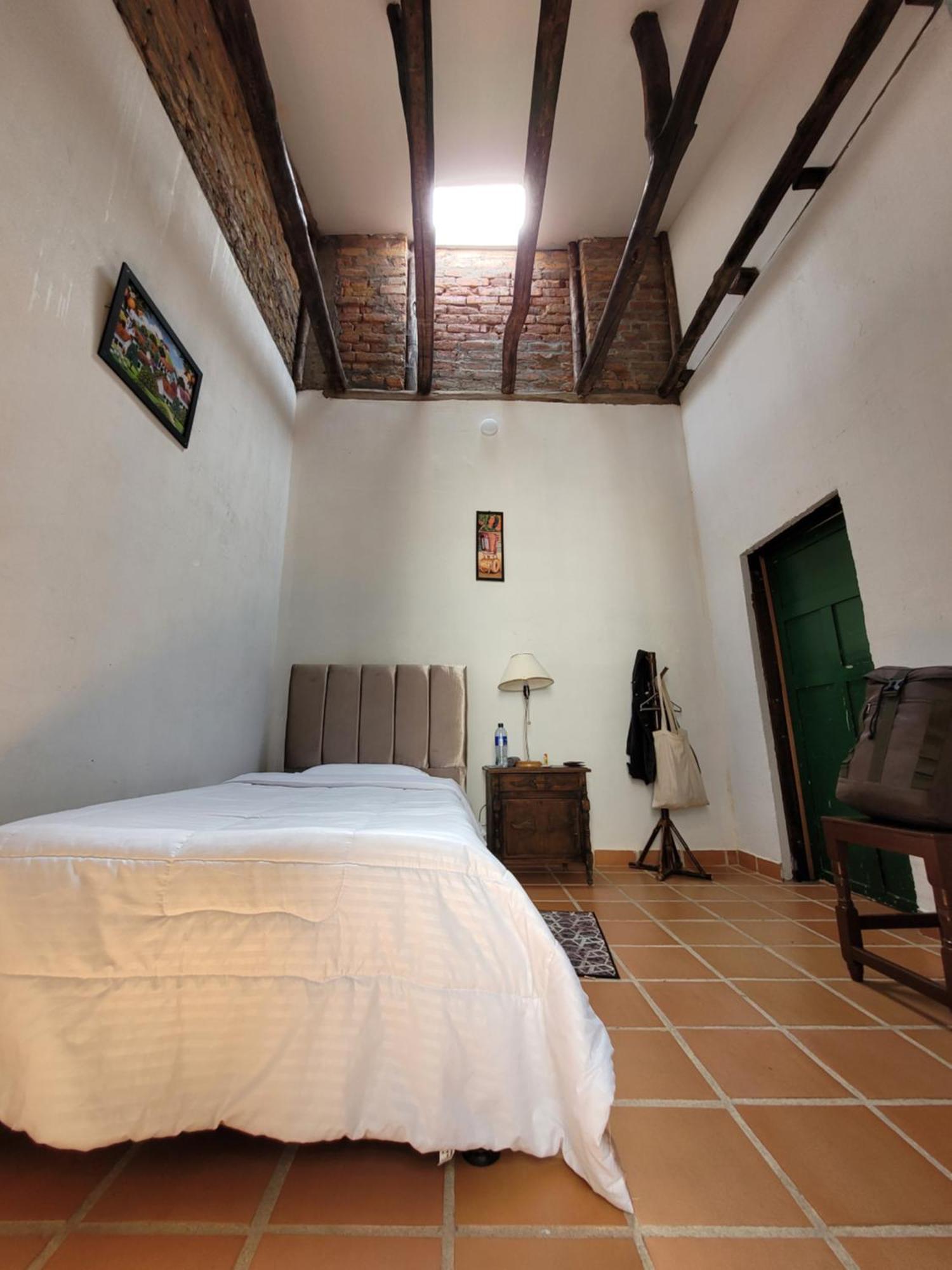 Casa De Lourdes - La Candelaria Богота Экстерьер фото