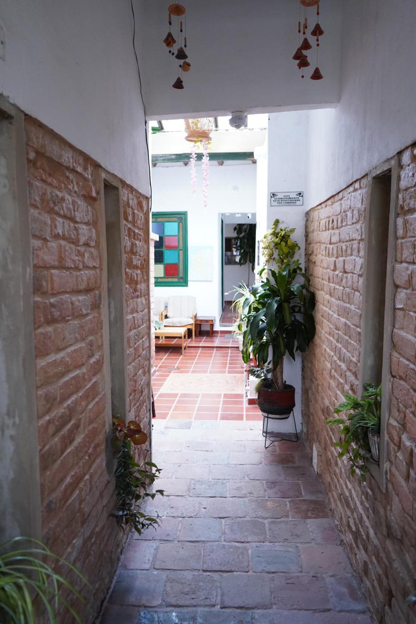 Casa De Lourdes - La Candelaria Богота Экстерьер фото